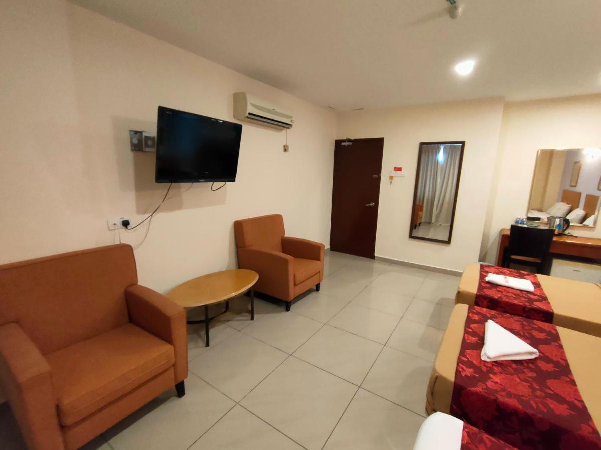 Mrc Hotel Melaka Raya Екстер'єр фото