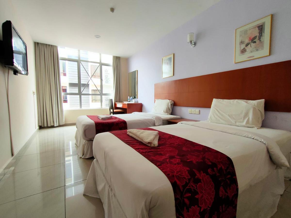 Mrc Hotel Melaka Raya Екстер'єр фото