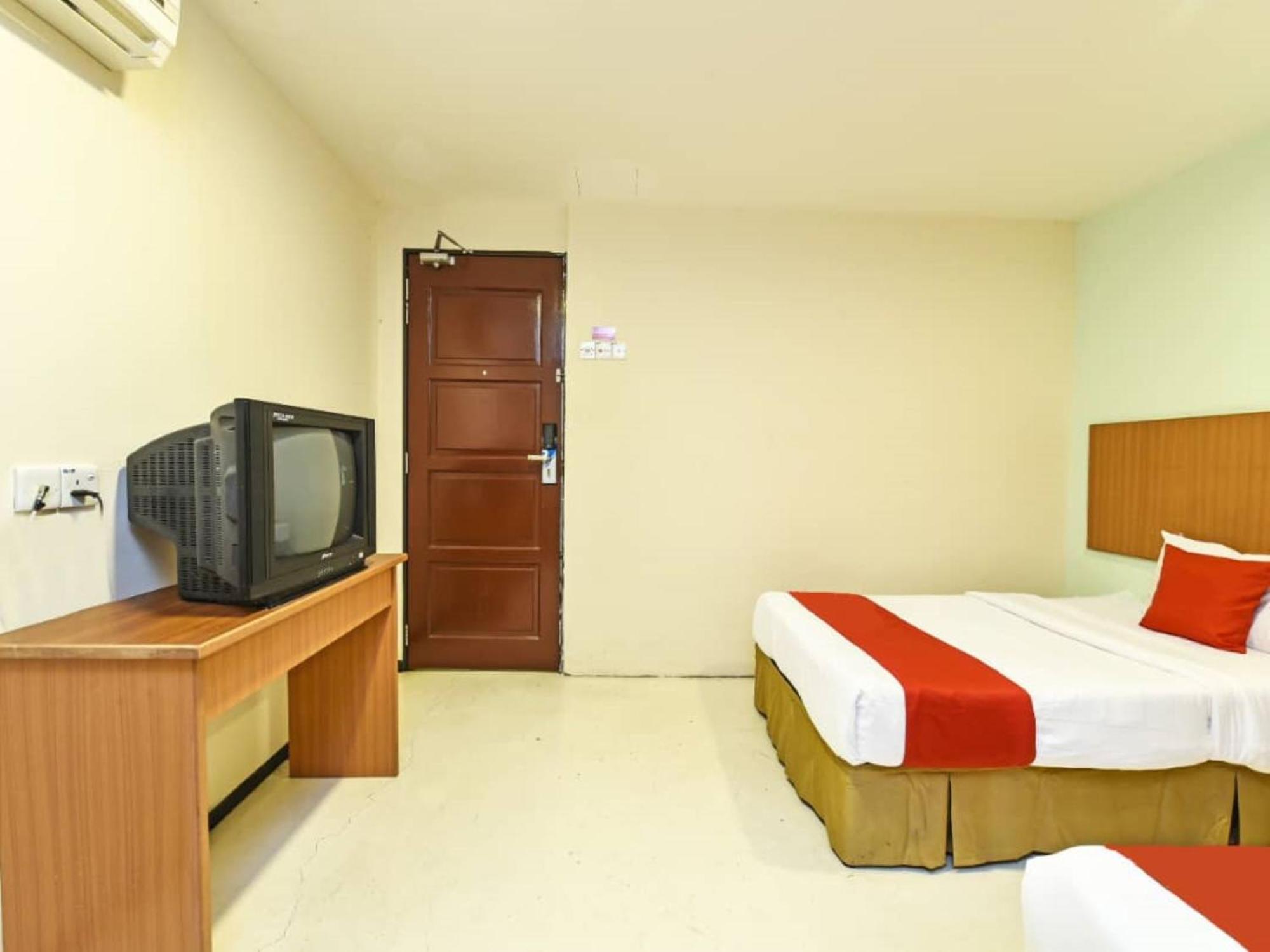 Mrc Hotel Melaka Raya Екстер'єр фото
